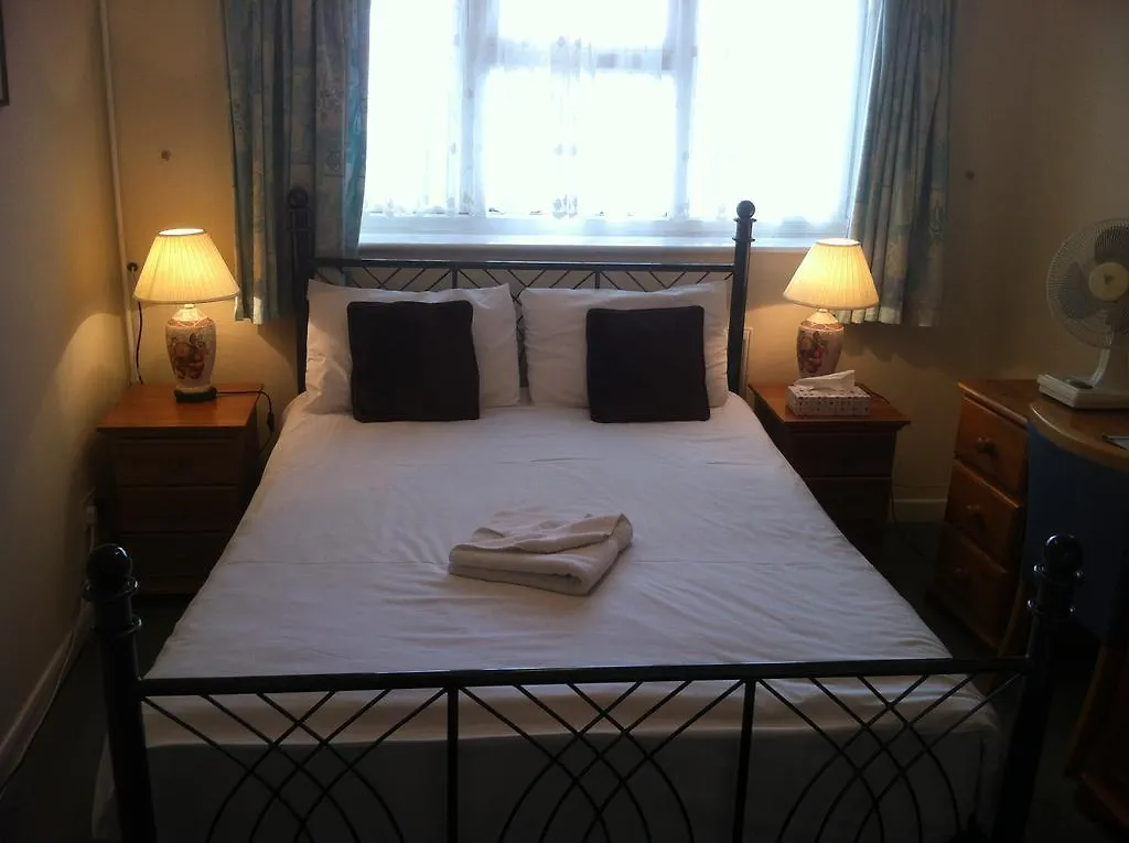***  Ayah Villa Guest House Cambridge  United Kingdom
